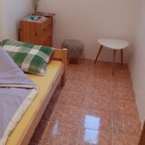Cismigiu, Brezoianu, fix langa parc